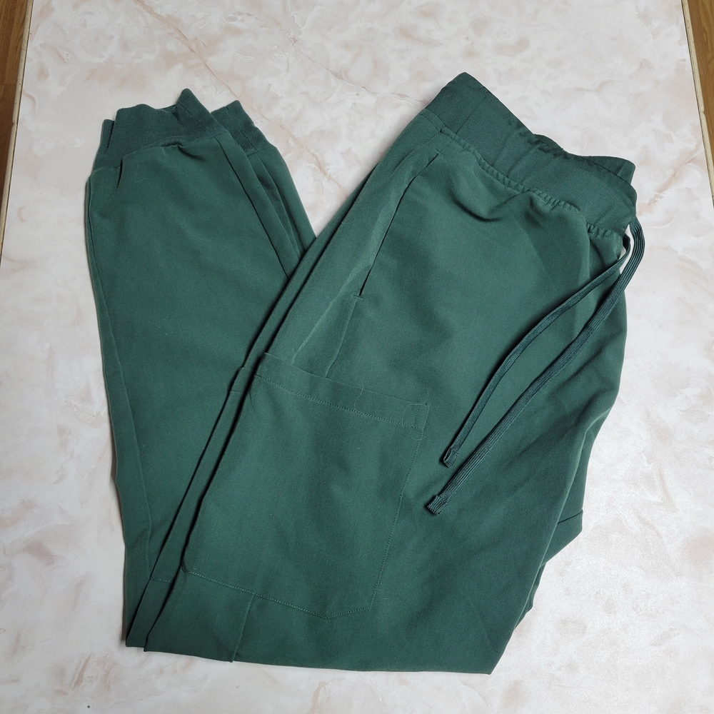 Mandala Scrubs Jogger Pants Size Medium Hunter Green Drawstring Nurse Medical